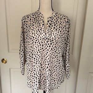 Elegant Cream and Black Patterned Blouse